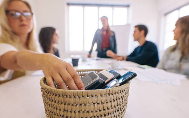 Digital Detox Benefits: Why Unplugging Can Improve Your Life Digital Detox Benefits: Why Unplugging Can Improve Your Life